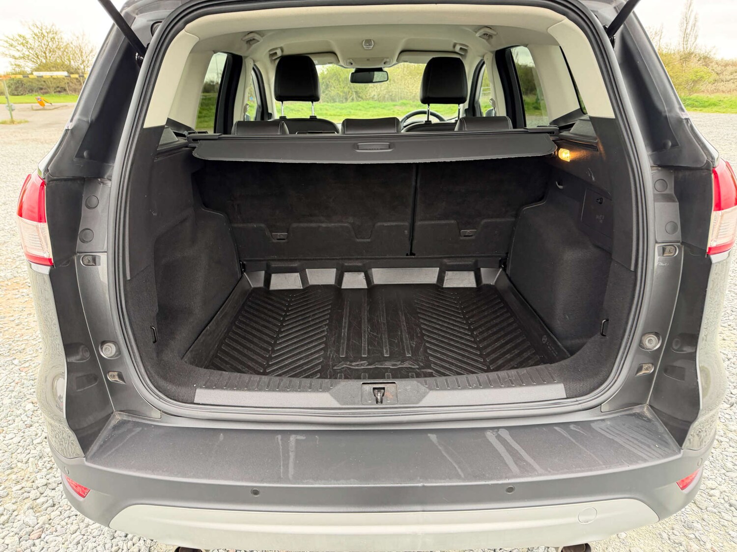 Used Ford Kuga 2016 for sale - 78094532: Photo 37