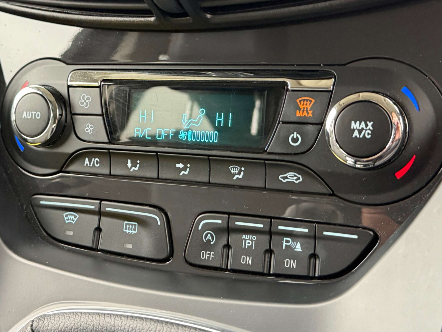 Used Ford Kuga 2016 for sale - 78094532: Photo 39