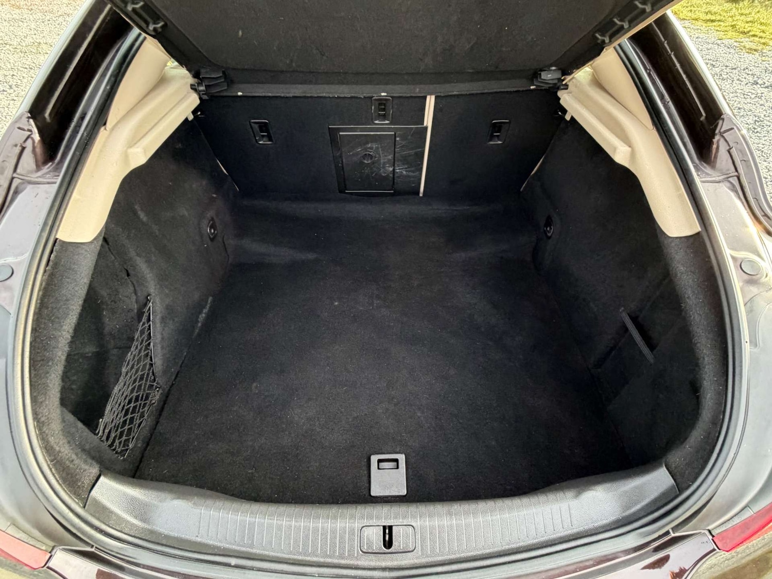 Used Vauxhall Insignia 2016 for sale - 77641701: Photo 28