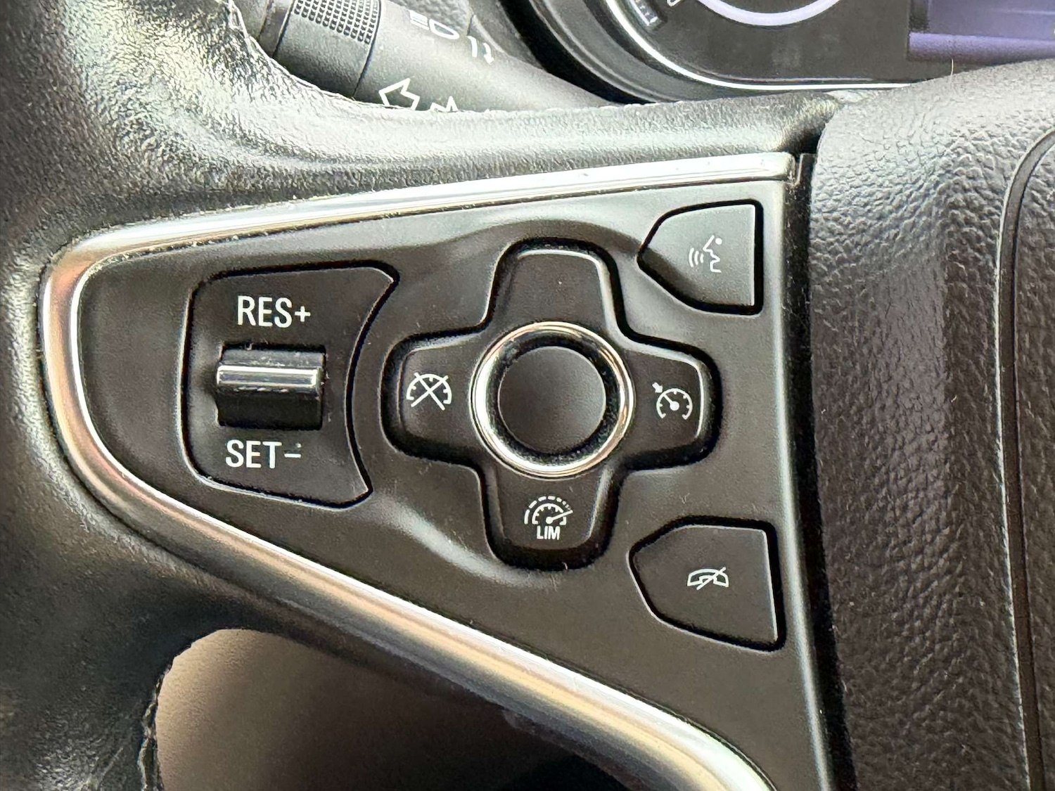 Used Vauxhall Insignia 2016 for sale - 77641701: Photo 37