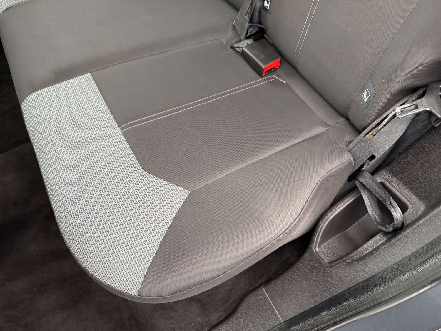 Used Ford Ecosport 2017 for sale - 77641673: Photo 28