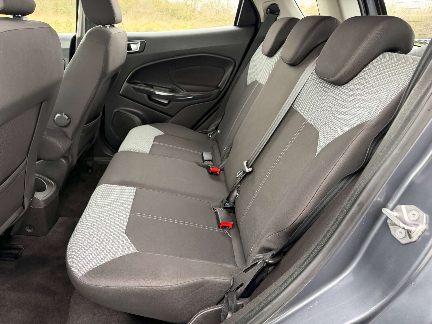 Used Ford Ecosport 2017 for sale - 77641673: Photo 29