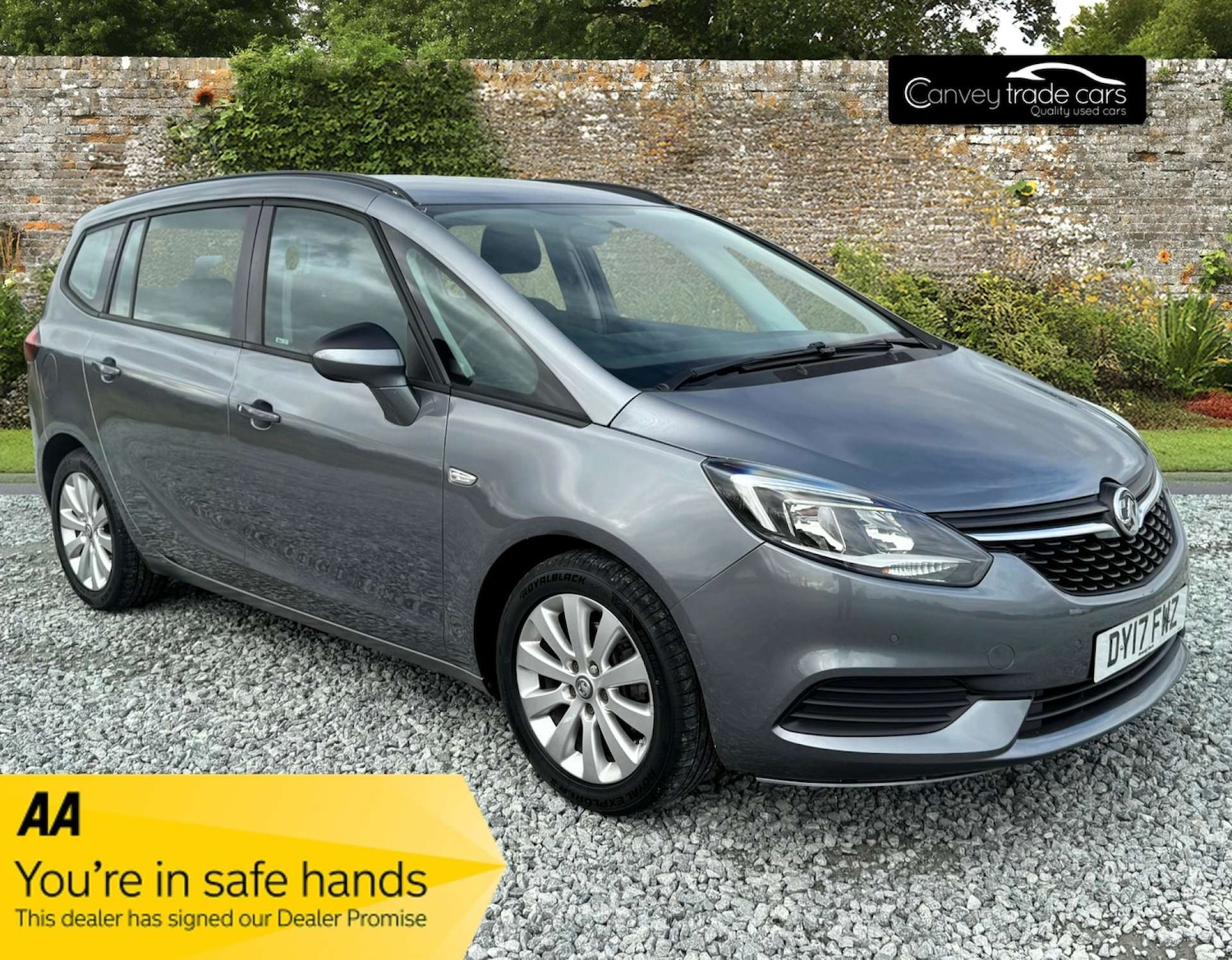 Used Vauxhall Zafira 2017 for sale - 76560179: Photo 1