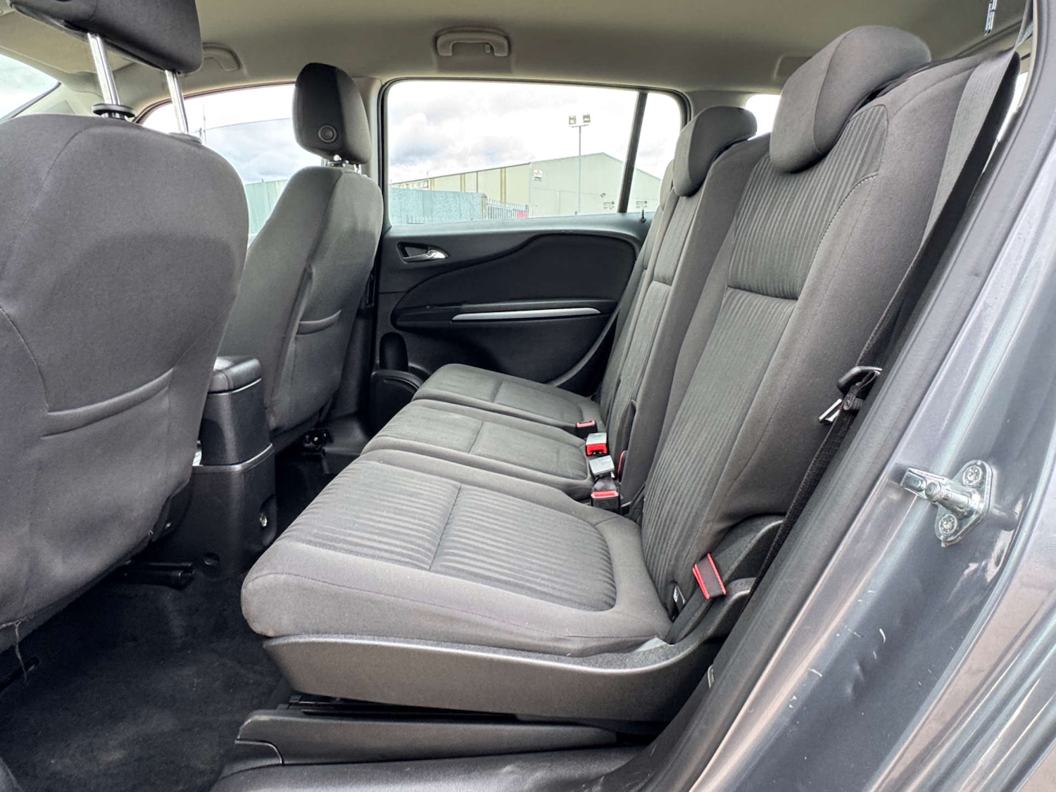 Used Vauxhall Zafira 2017 for sale - 76560179: Photo 18