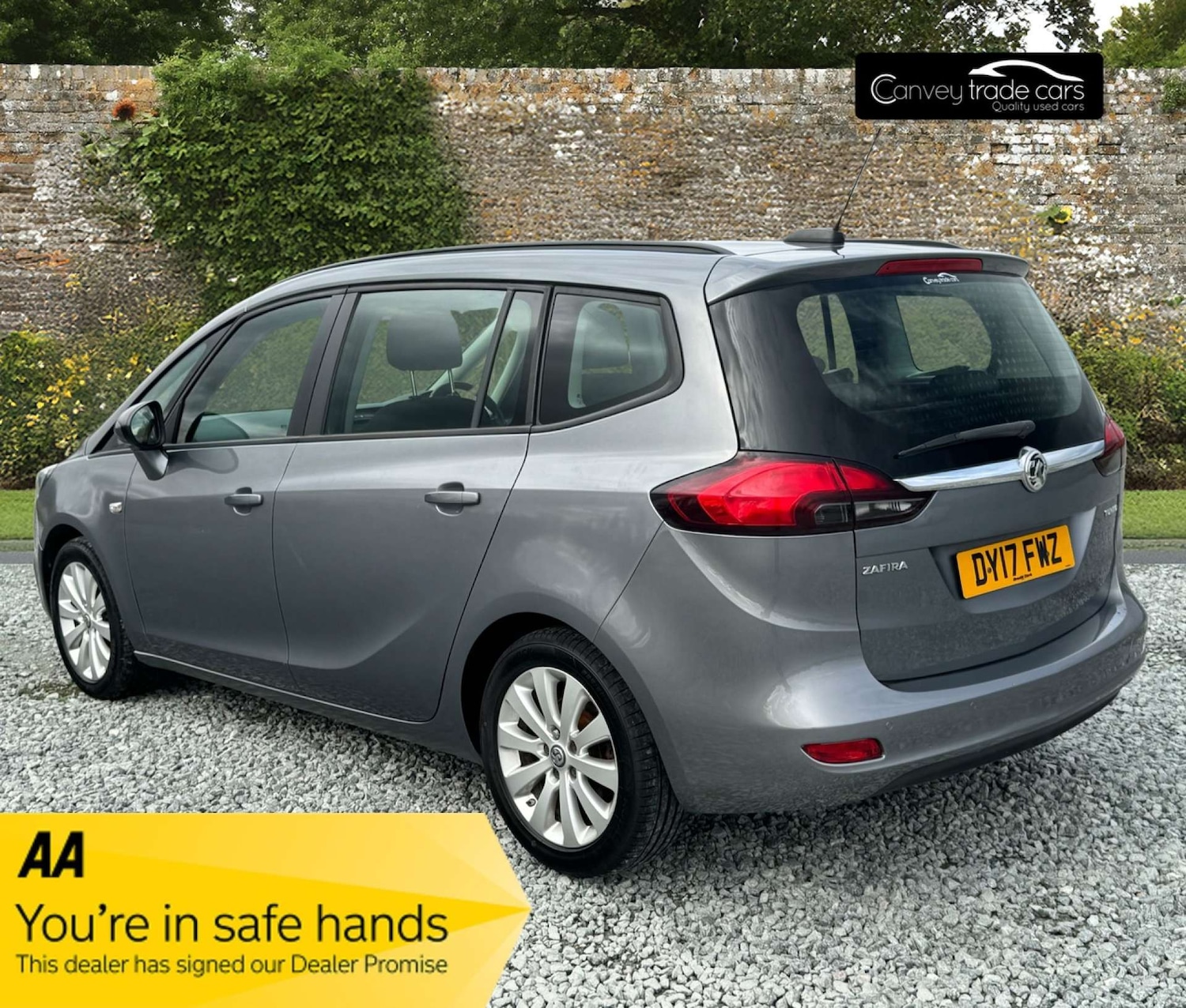 Used Vauxhall Zafira 2017 for sale - 76560179: Photo 2