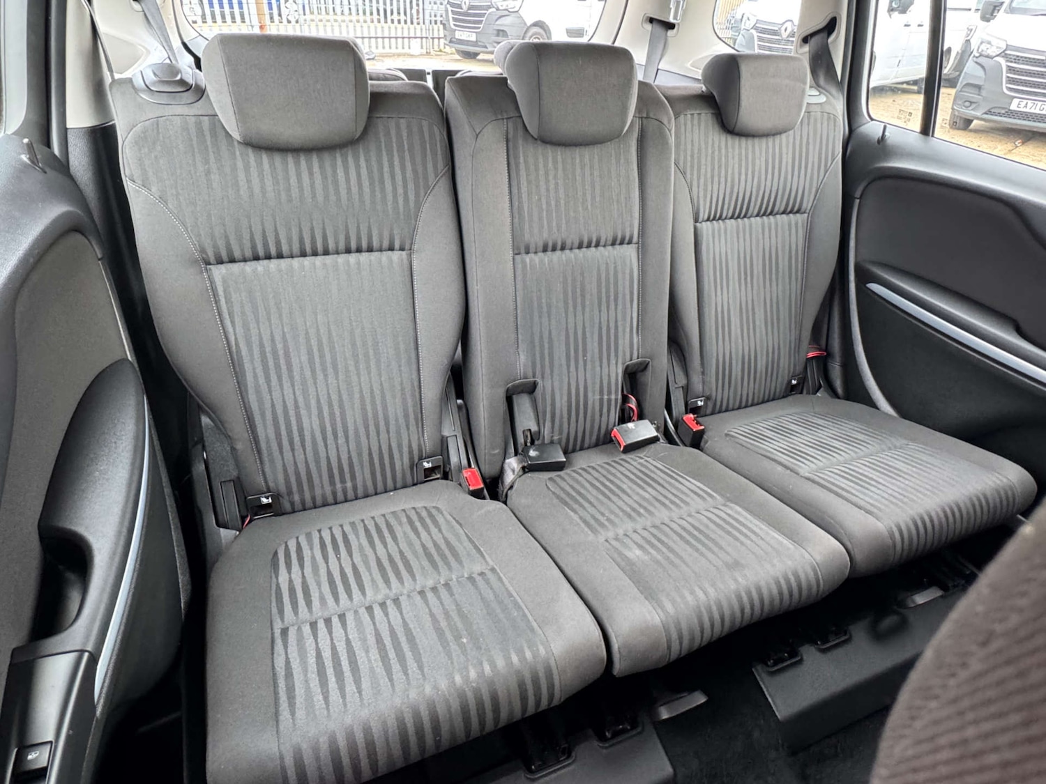 Used Vauxhall Zafira 2017 for sale - 76560179: Photo 23