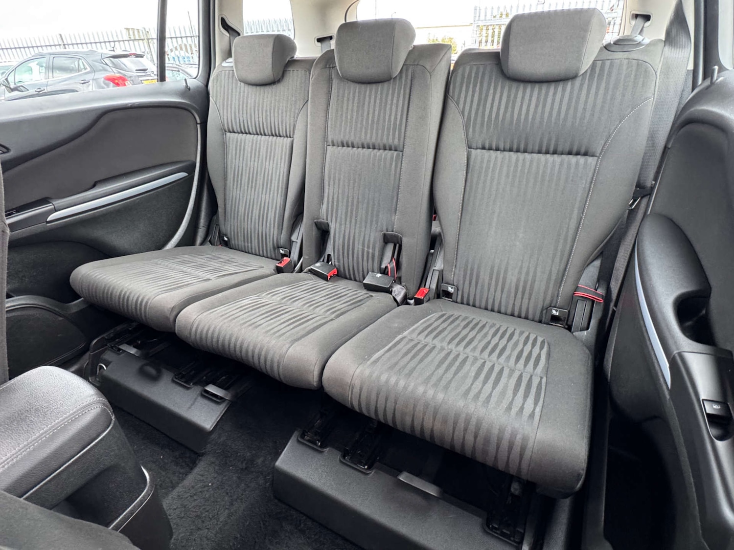 Used Vauxhall Zafira 2017 for sale - 76560179: Photo 24