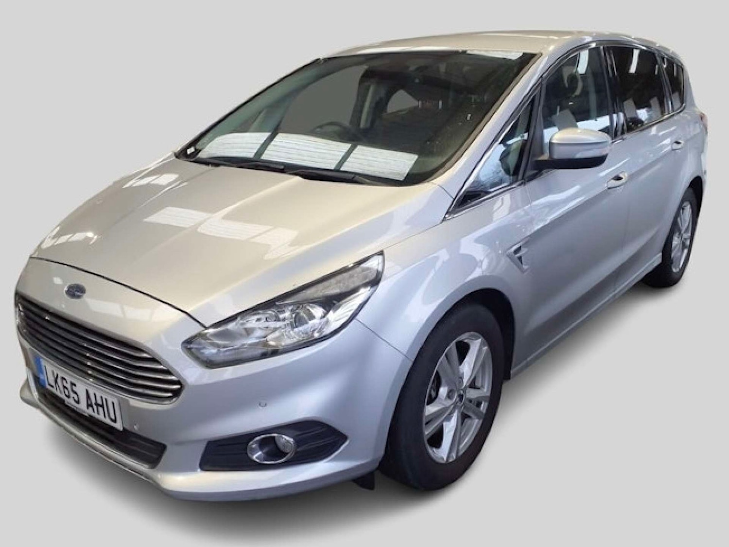 Used Ford S-Max 2015 for sale - 77641675: Photo 3
