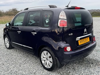 Used Citroen C3 Picasso 2015 for sale - 76462090: Photo