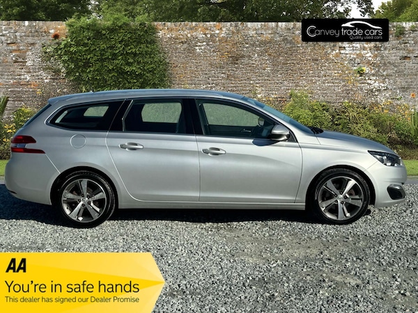 Used Peugeot 308 2016 for sale - 76331502: Photo 6