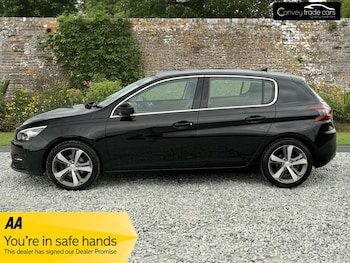 Used Peugeot 308 2018 for sale - 78611045: Photo