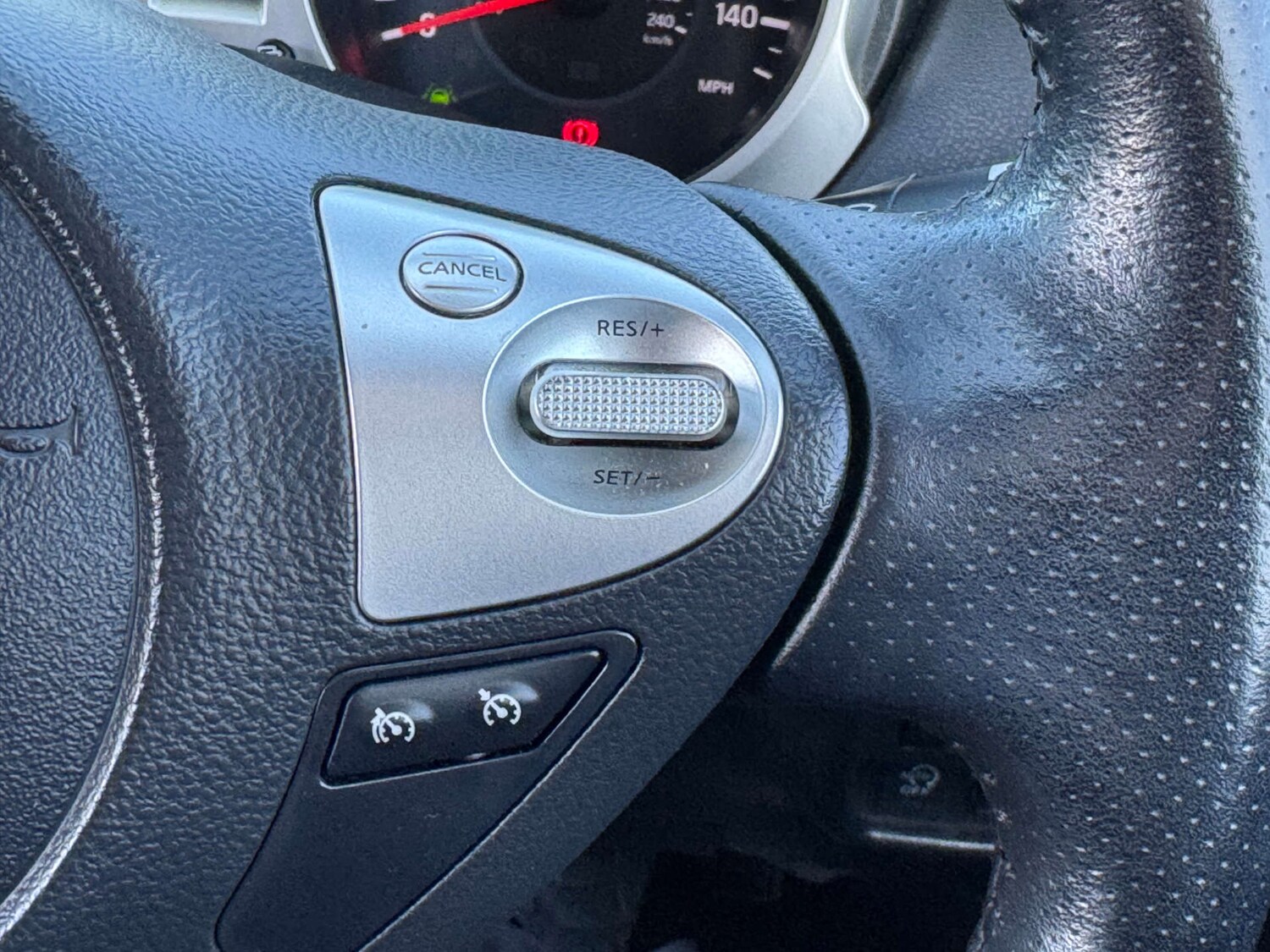 Used Nissan Juke 2017 for sale - 76600766: Photo 44