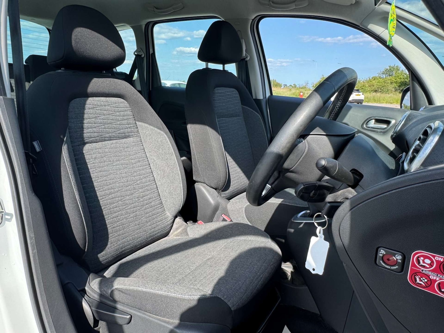 Used Citroen C3 Picasso 2016 for sale - 76117748: Photo 14
