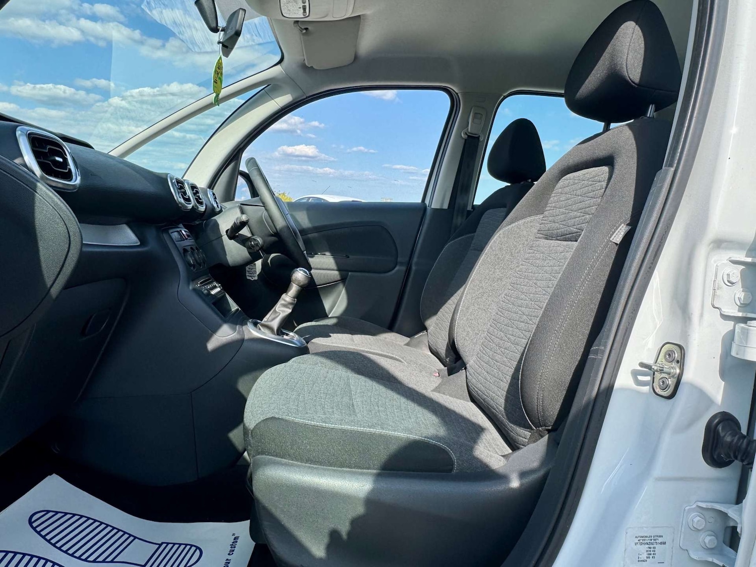 Used Citroen C3 Picasso 2016 for sale - 76117748: Photo 17