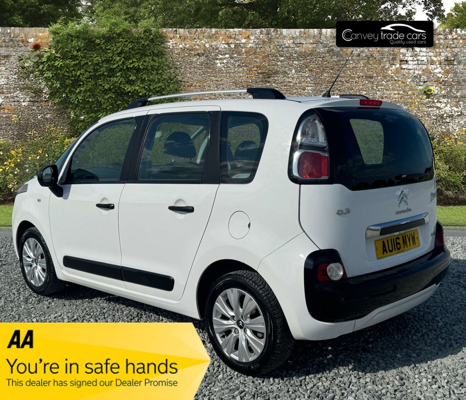 Used Citroen C3 Picasso 2016 for sale - 76117748: Photo 2