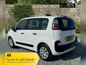 Used Citroen C3 Picasso 2016 for sale - 76117748: Photo 2