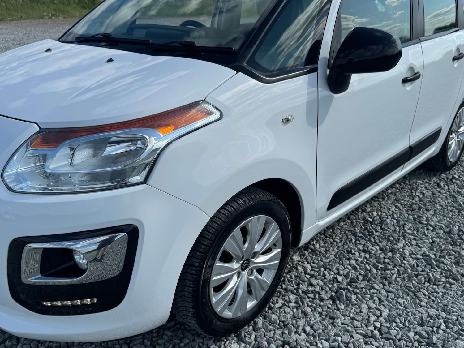 Used Citroen C3 Picasso 2016 for sale - 76117748: Photo 36