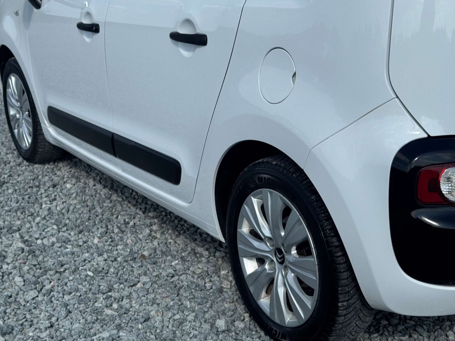 Used Citroen C3 Picasso 2016 for sale - 76117748: Photo 38