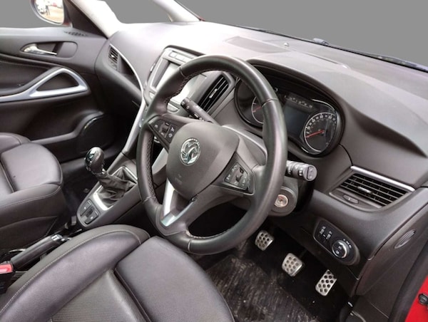 Used Vauxhall Zafira Tourer 2018 for sale - 76275287: Photo 5
