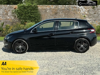 Used Peugeot 308 2017 for sale - 78389834: Photo