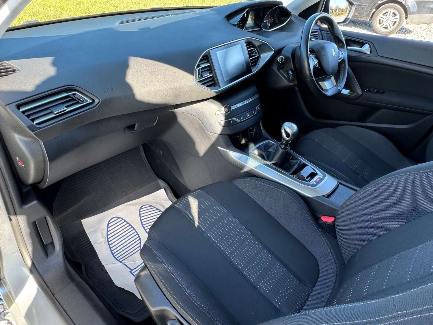 Used Peugeot 308 2016 for sale - 76117803: Photo 17