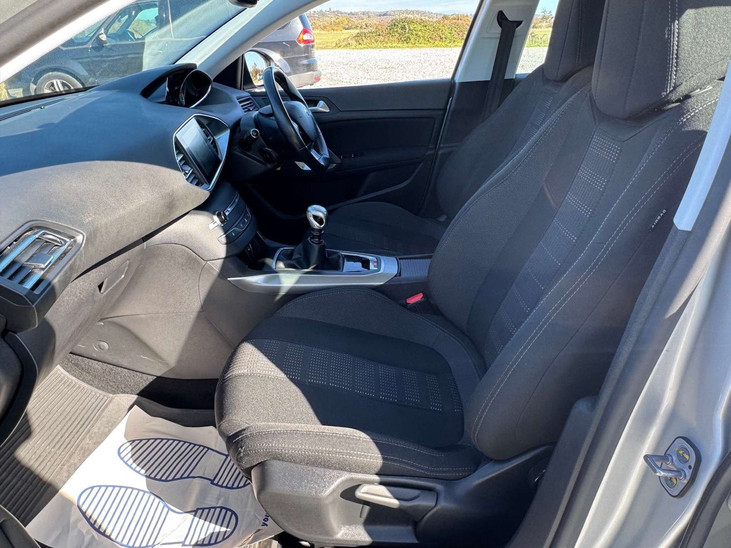 Used Peugeot 308 2016 for sale - 76117803: Photo 20