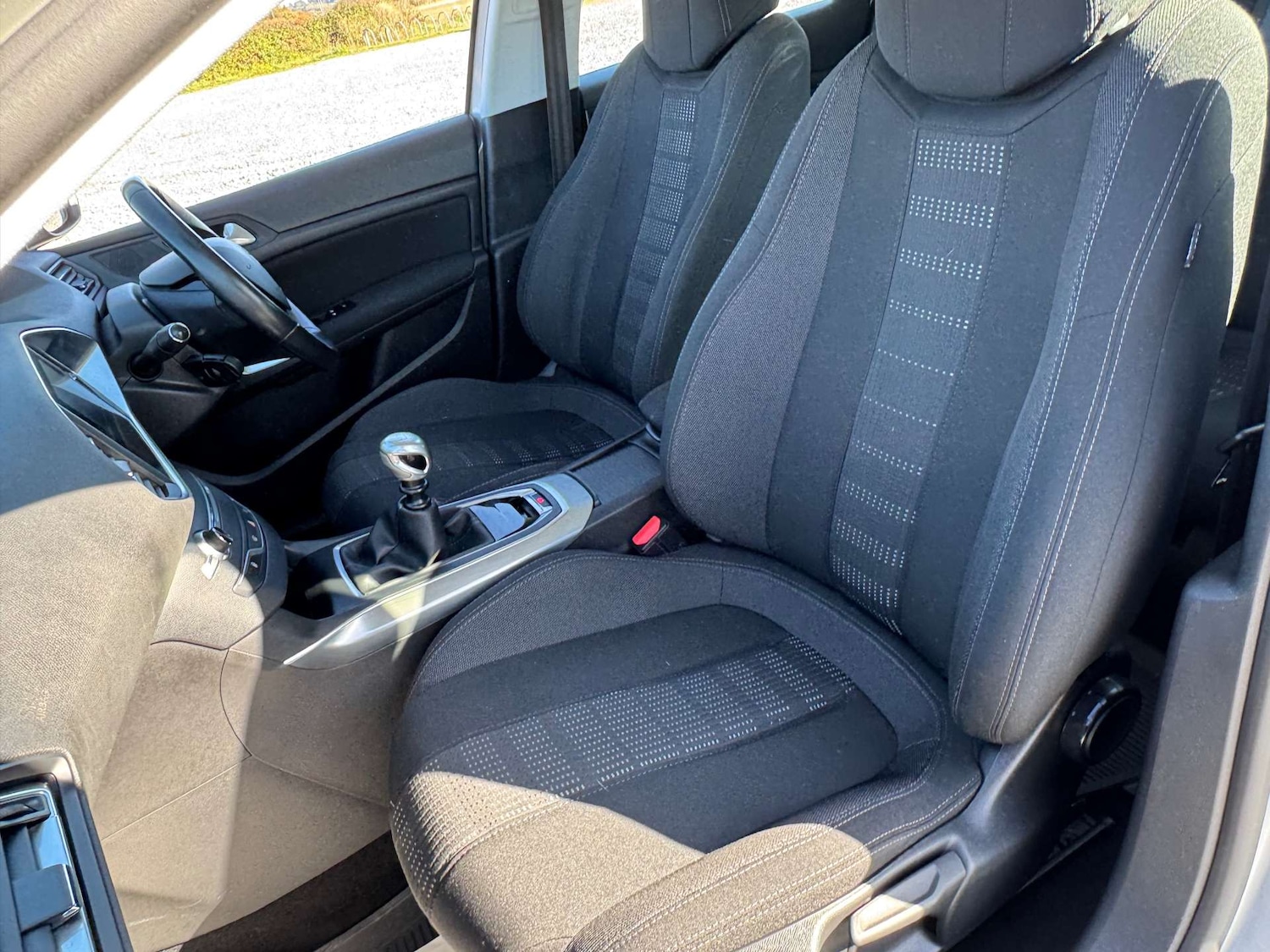 Used Peugeot 308 2016 for sale - 76117803: Photo 21