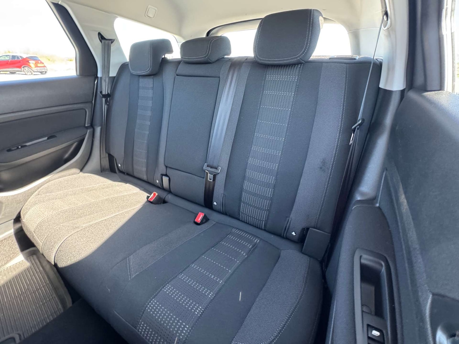 Used Peugeot 308 2016 for sale - 76117803: Photo 28