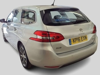 Used Peugeot 308 2016 for sale - 76117803: Photo