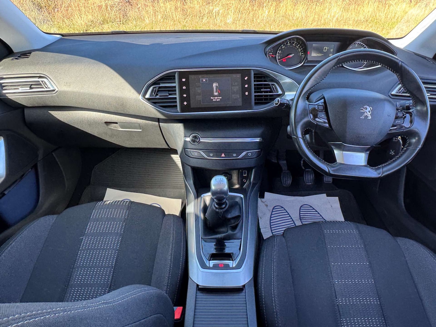 Used Peugeot 308 2016 for sale - 76117803: Photo 5