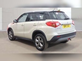 Used Suzuki Vitara 2017 for sale - 79353230: Photo