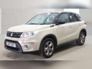 Used Suzuki Vitara 2017 for sale - 79353230: Photo