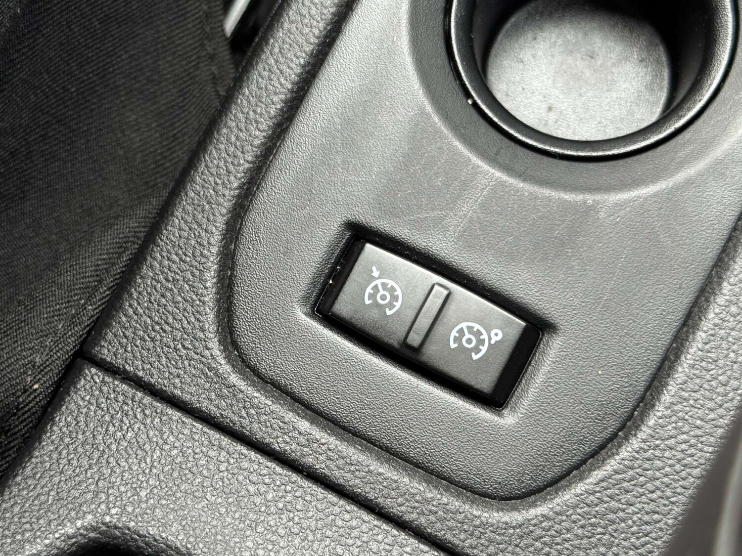 Used Dacia Duster 2018 for sale - 76600595: Photo 28