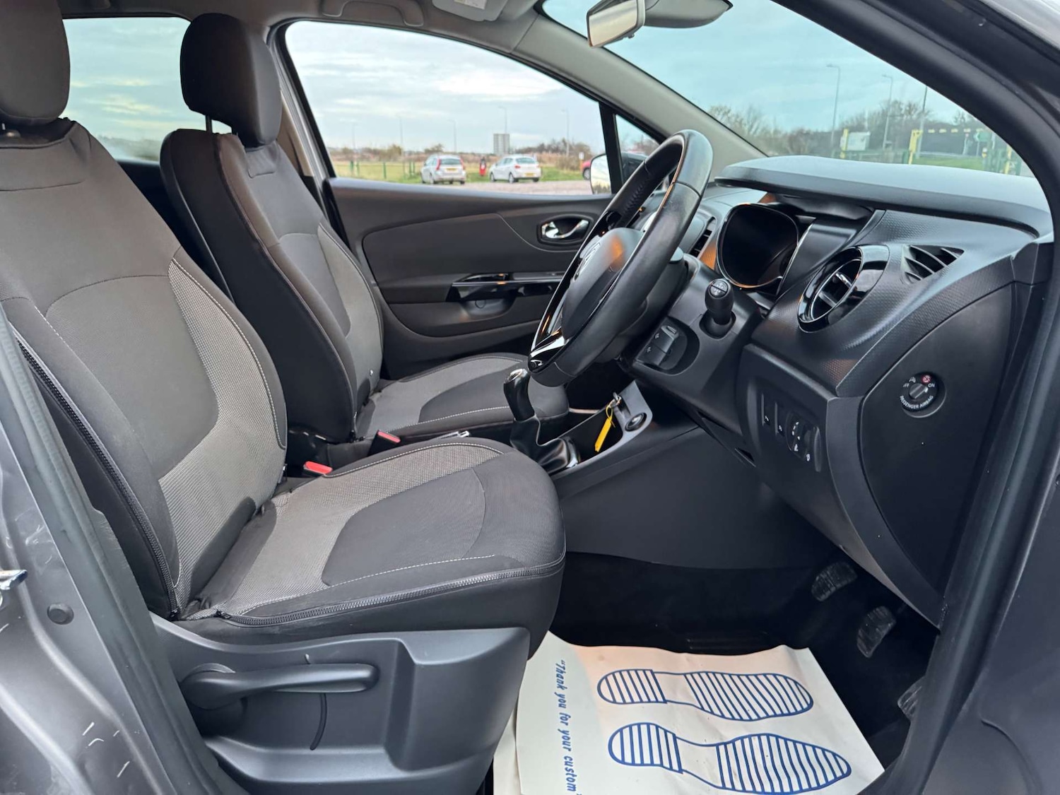 Used Renault Captur 2015 for sale - 76556050: Photo 13