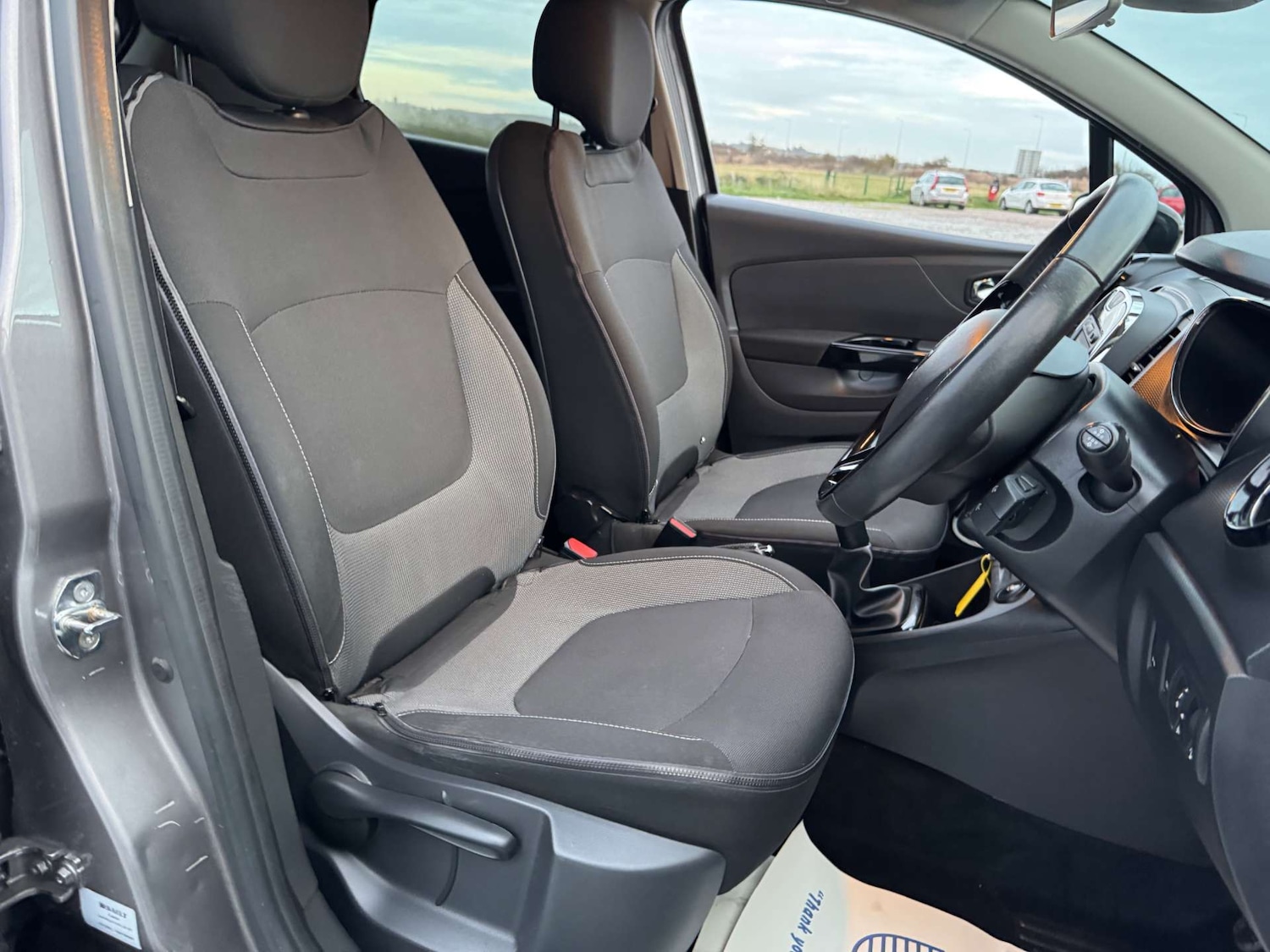 Used Renault Captur 2015 for sale - 76556050: Photo 14