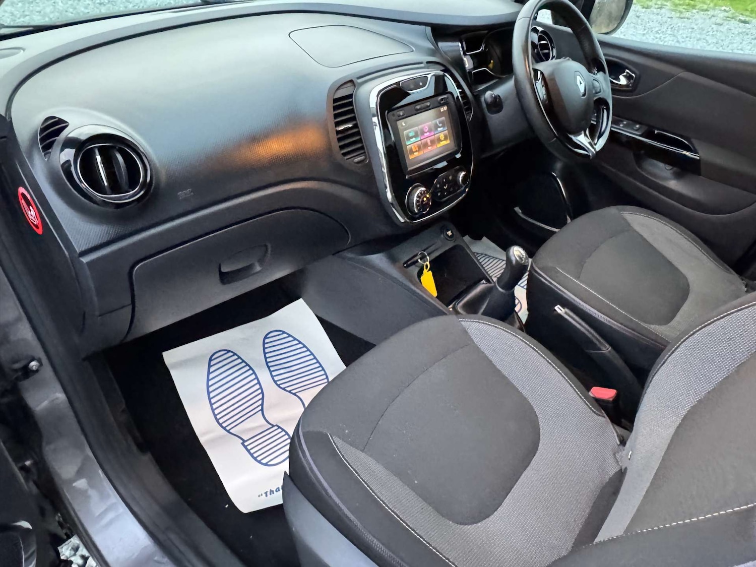 Used Renault Captur 2015 for sale - 76556050: Photo 15