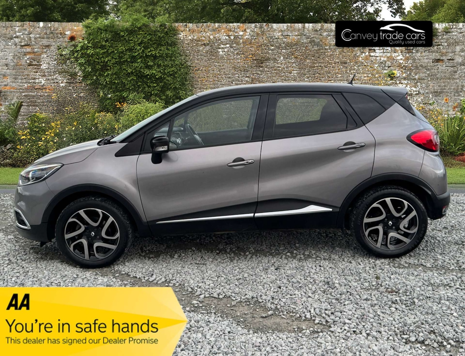 Used Renault Captur 2015 for sale - 76556050: Photo 3