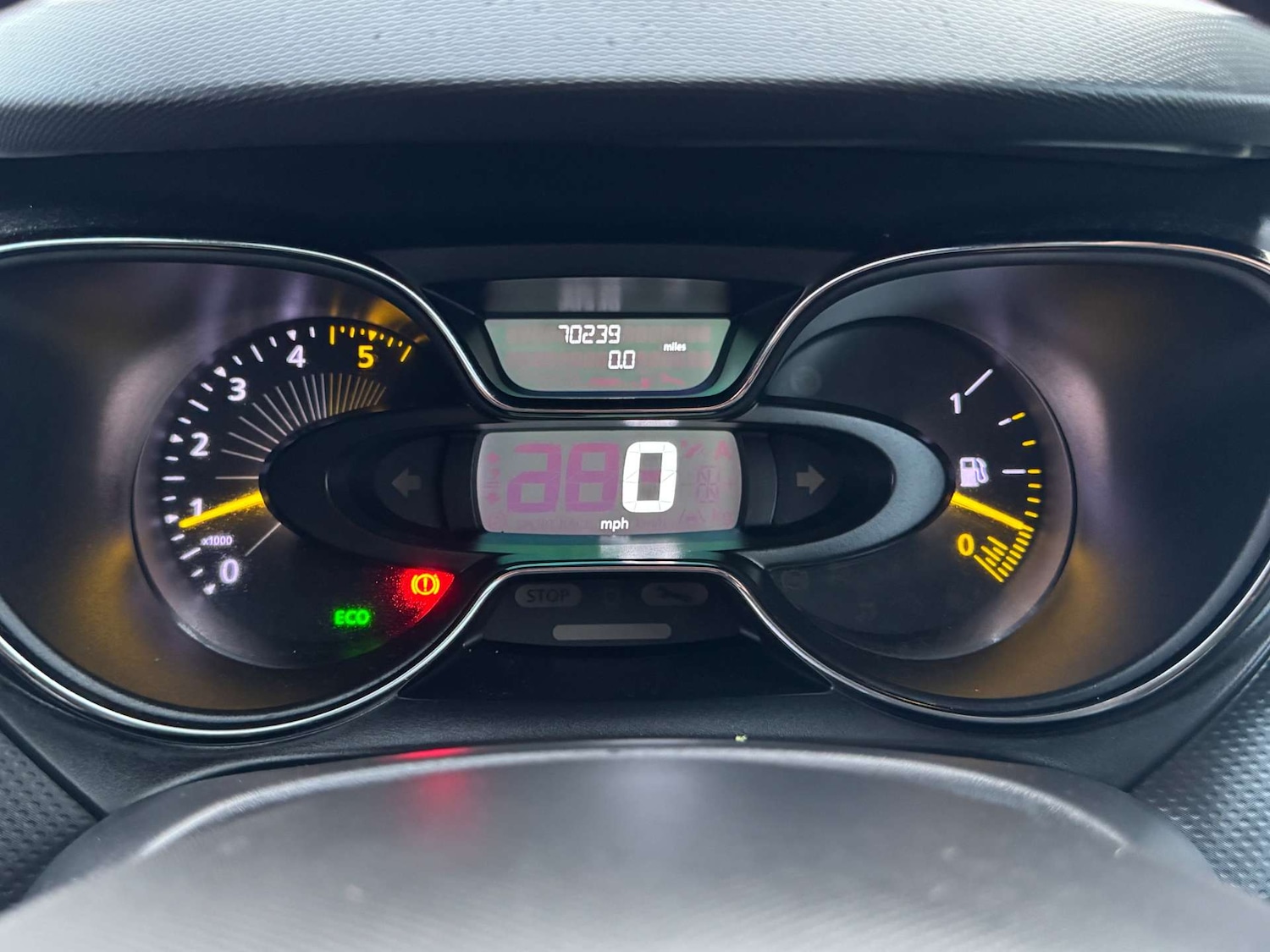 Used Renault Captur 2015 for sale - 76556050: Photo 33