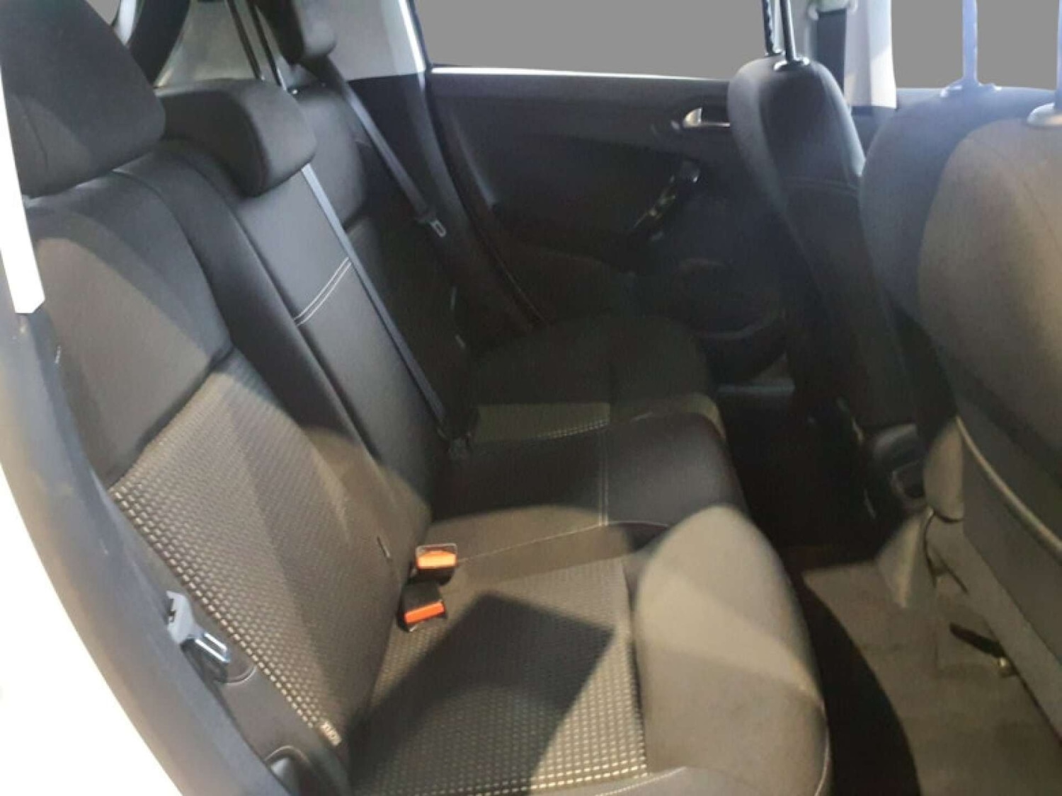 Used Peugeot 208 2017 for sale - 76628266: Photo 7