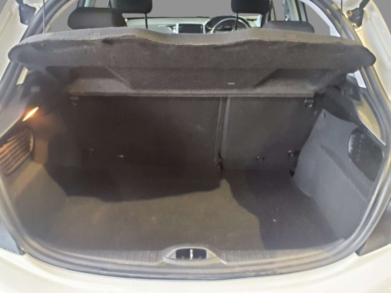 Used Peugeot 208 2017 for sale - 76628266: Photo 8