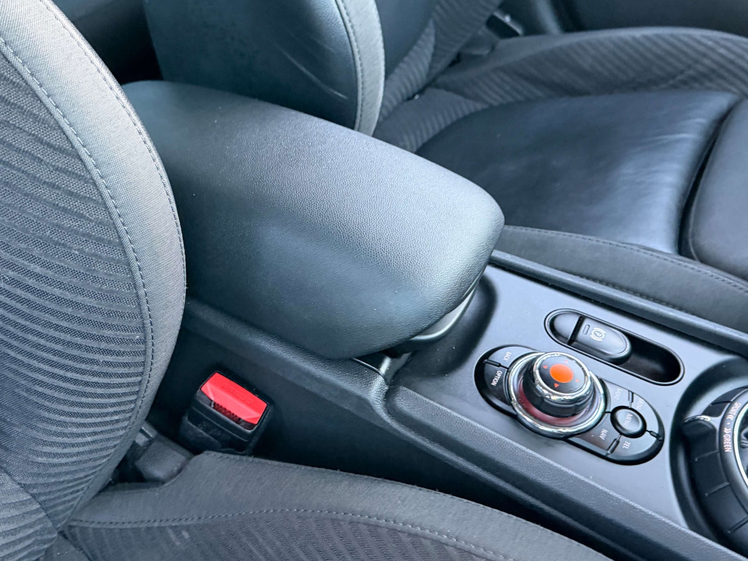 Used MINI Clubman 2016 for sale - 77917720: Photo 44