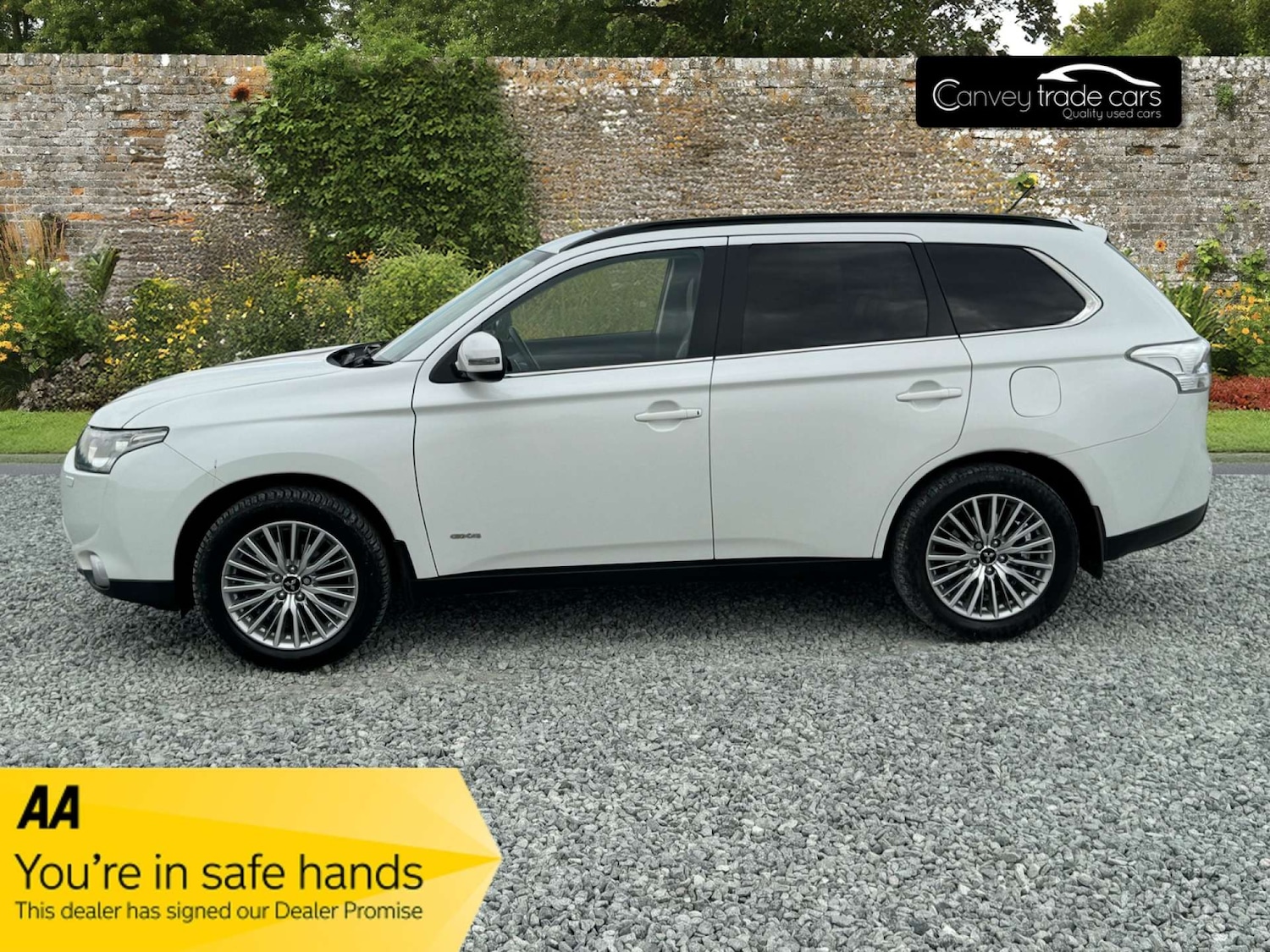 Used Mitsubishi Outlander 2014 for sale - 76600870: Photo 3