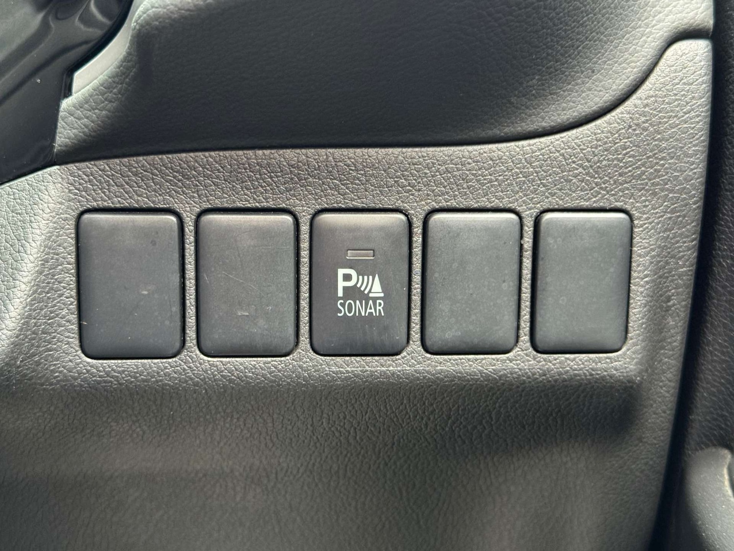 Used Mitsubishi Outlander 2014 for sale - 76600870: Photo 34