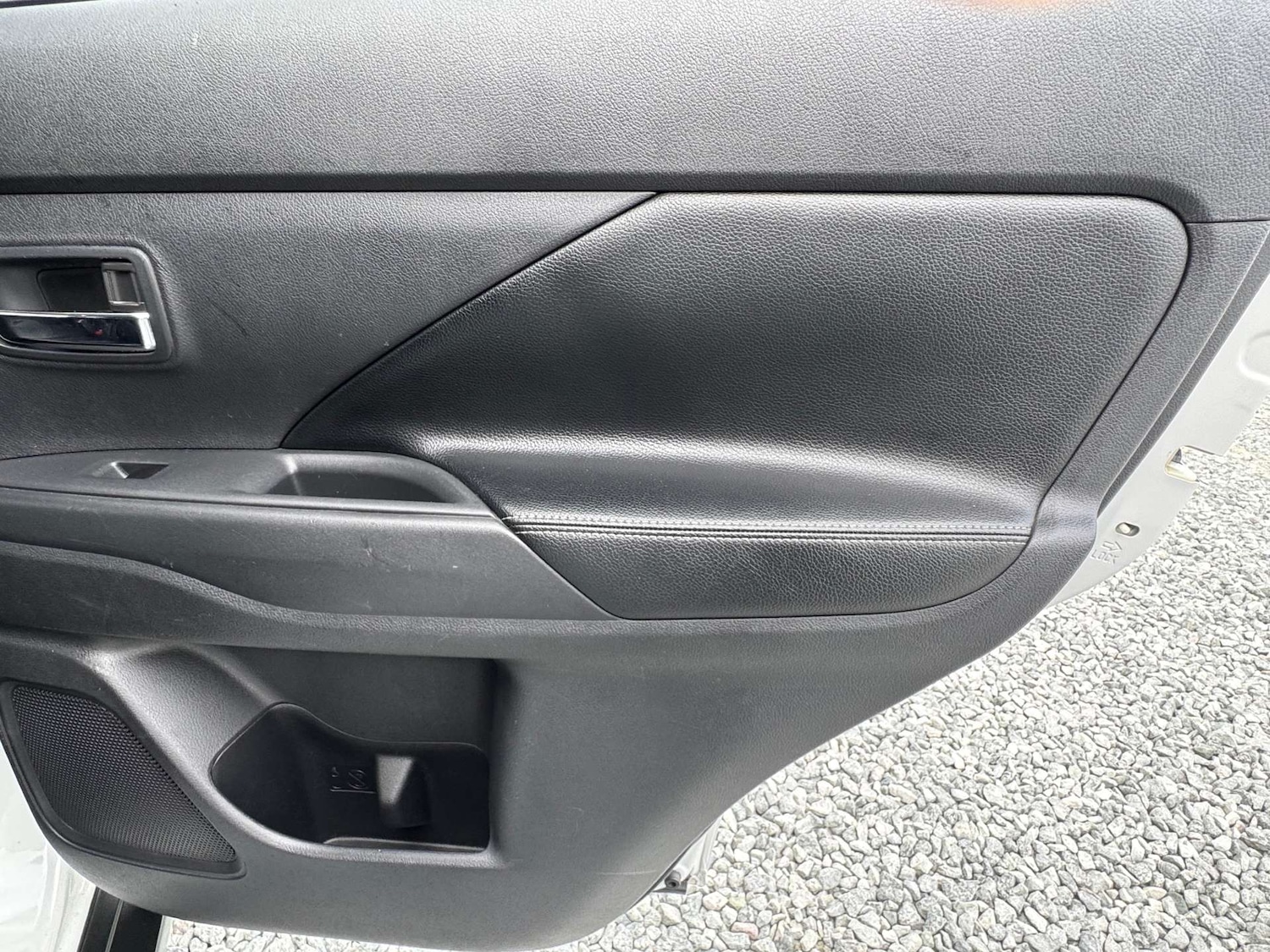 Used Mitsubishi Outlander 2014 for sale - 76600870: Photo 44