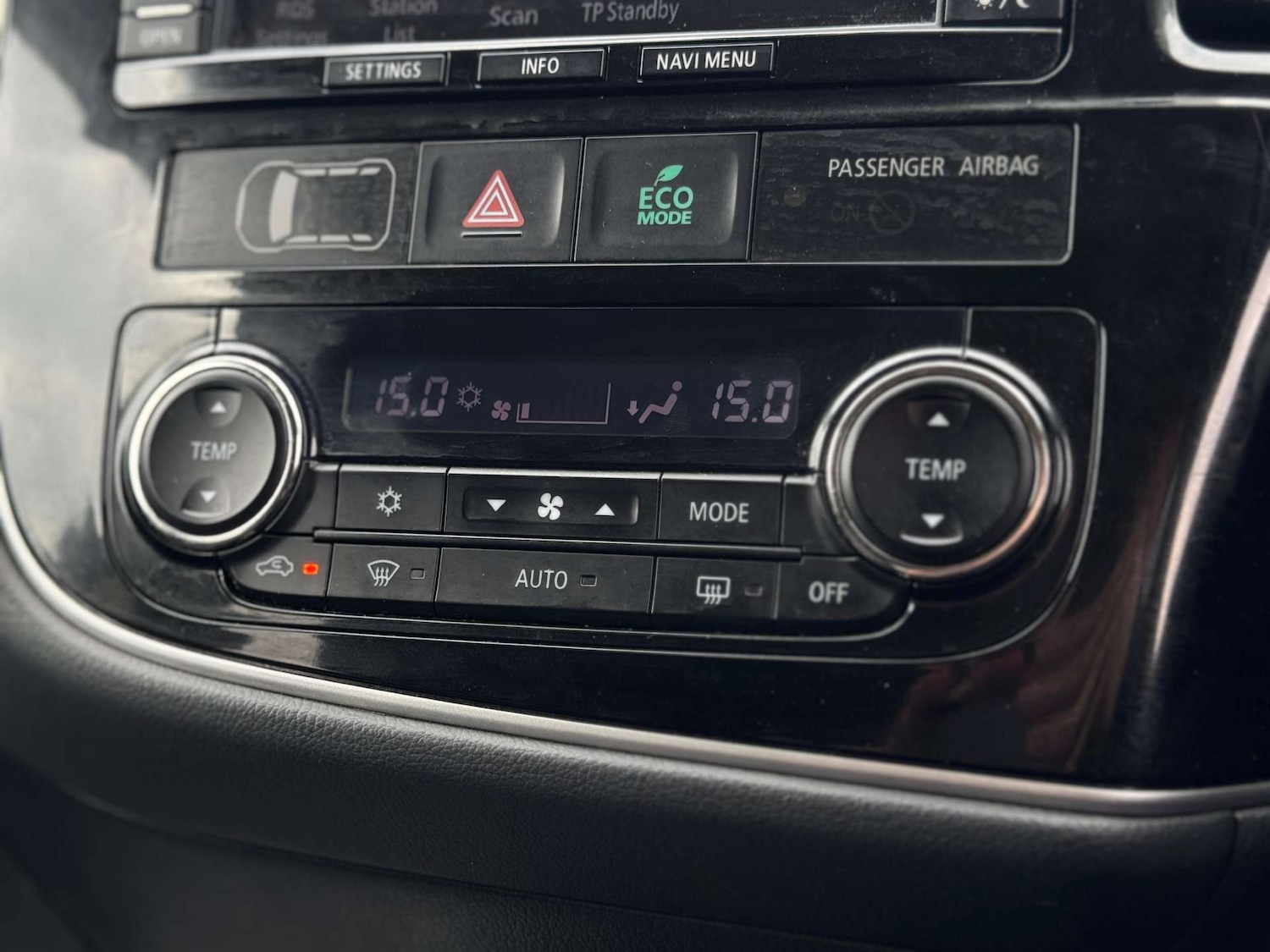 Used Mitsubishi Outlander 2014 for sale - 76600870: Photo 54