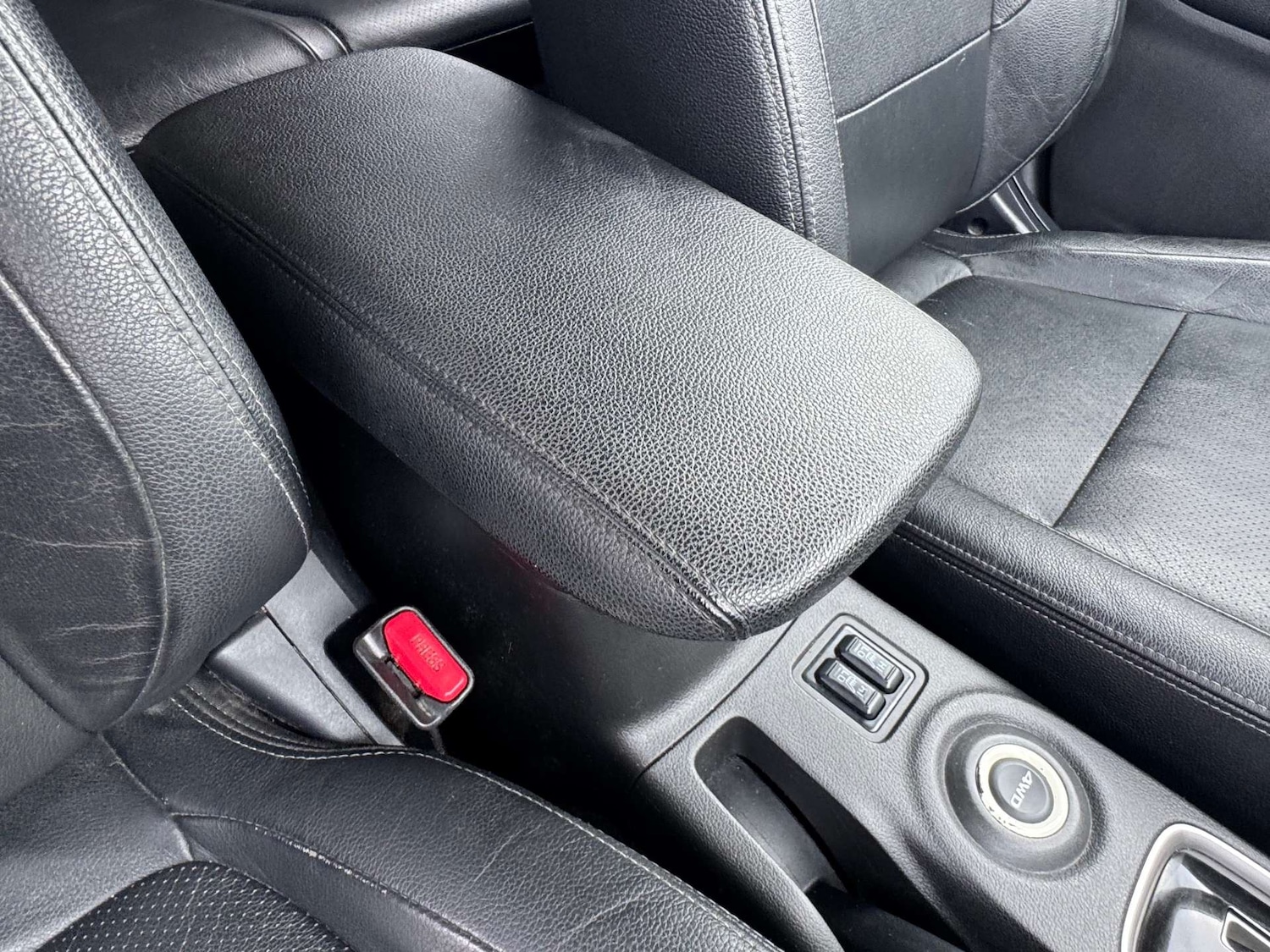 Used Mitsubishi Outlander 2014 for sale - 76600870: Photo 75