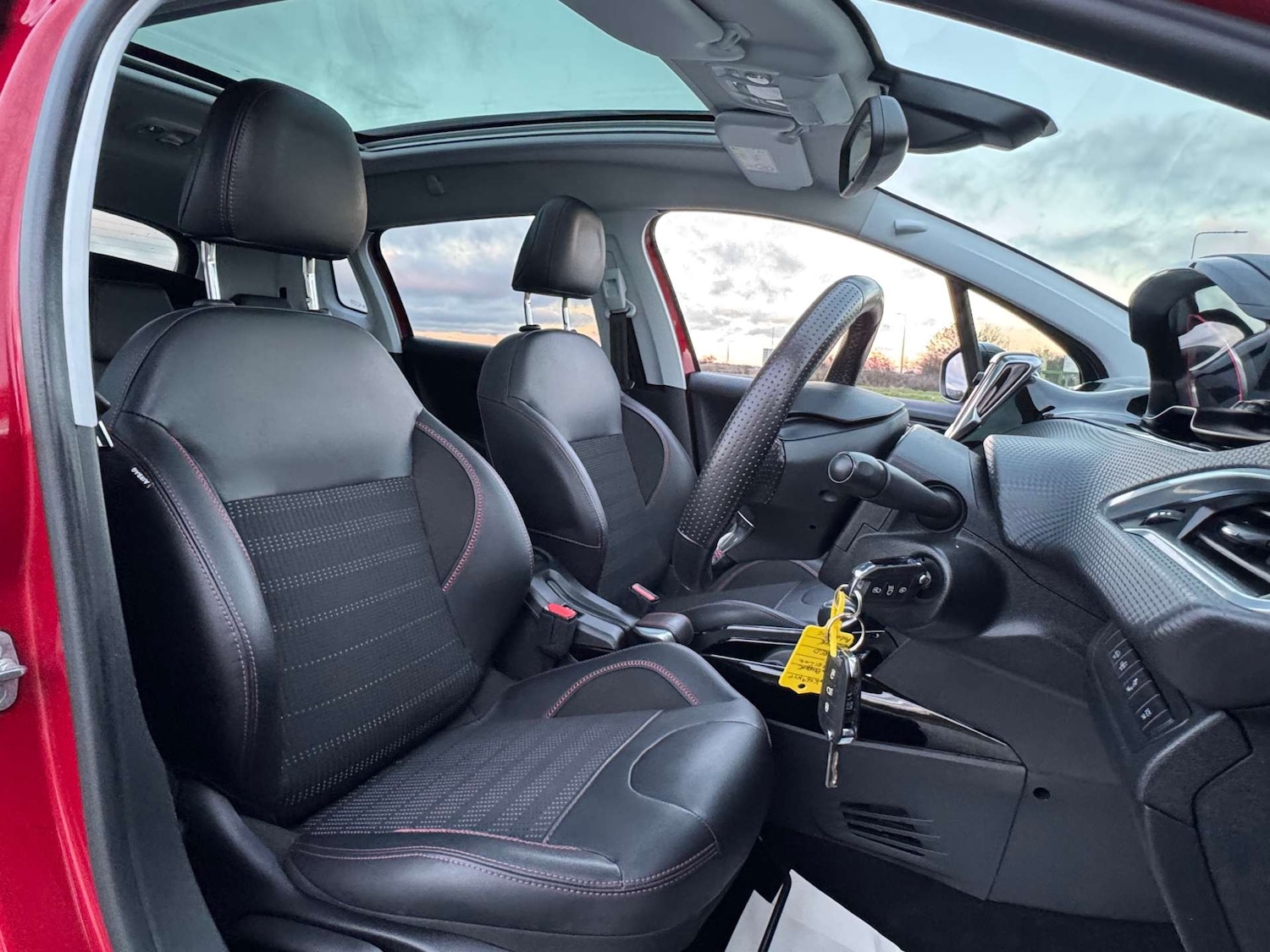 Used Peugeot 2008 2019 for sale - 77641647: Photo 13