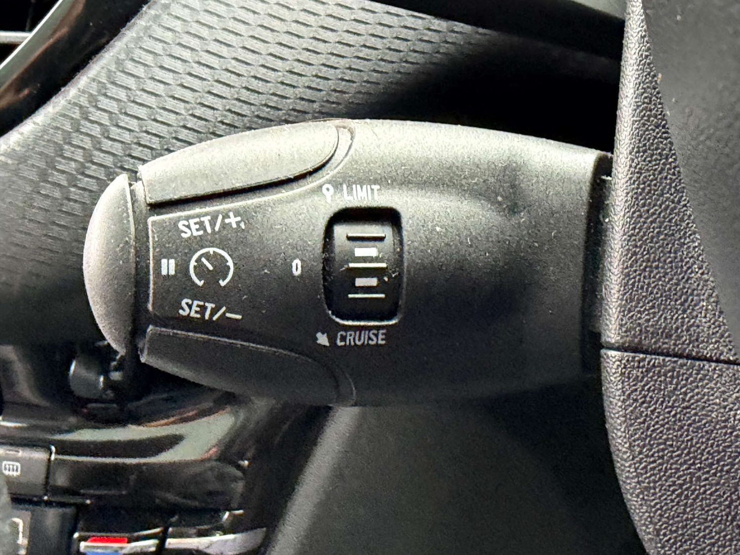 Used Peugeot 2008 2019 for sale - 77880416: Photo 49