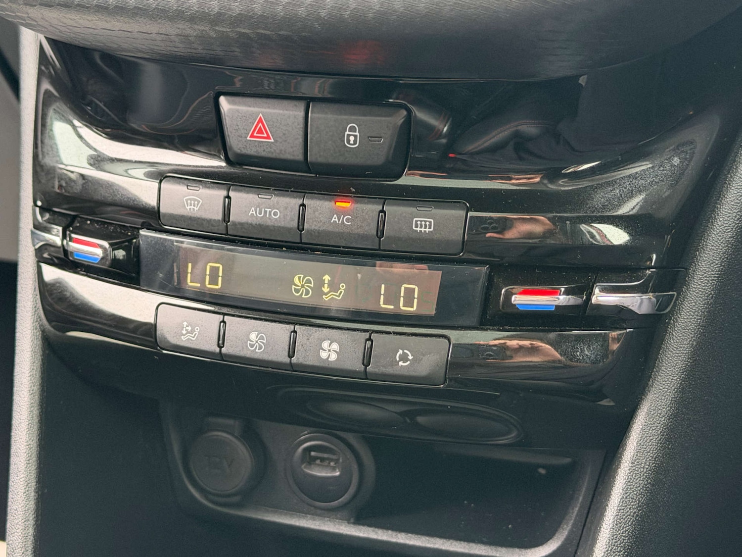 Used Peugeot 2008 2019 for sale - 77880416: Photo 50