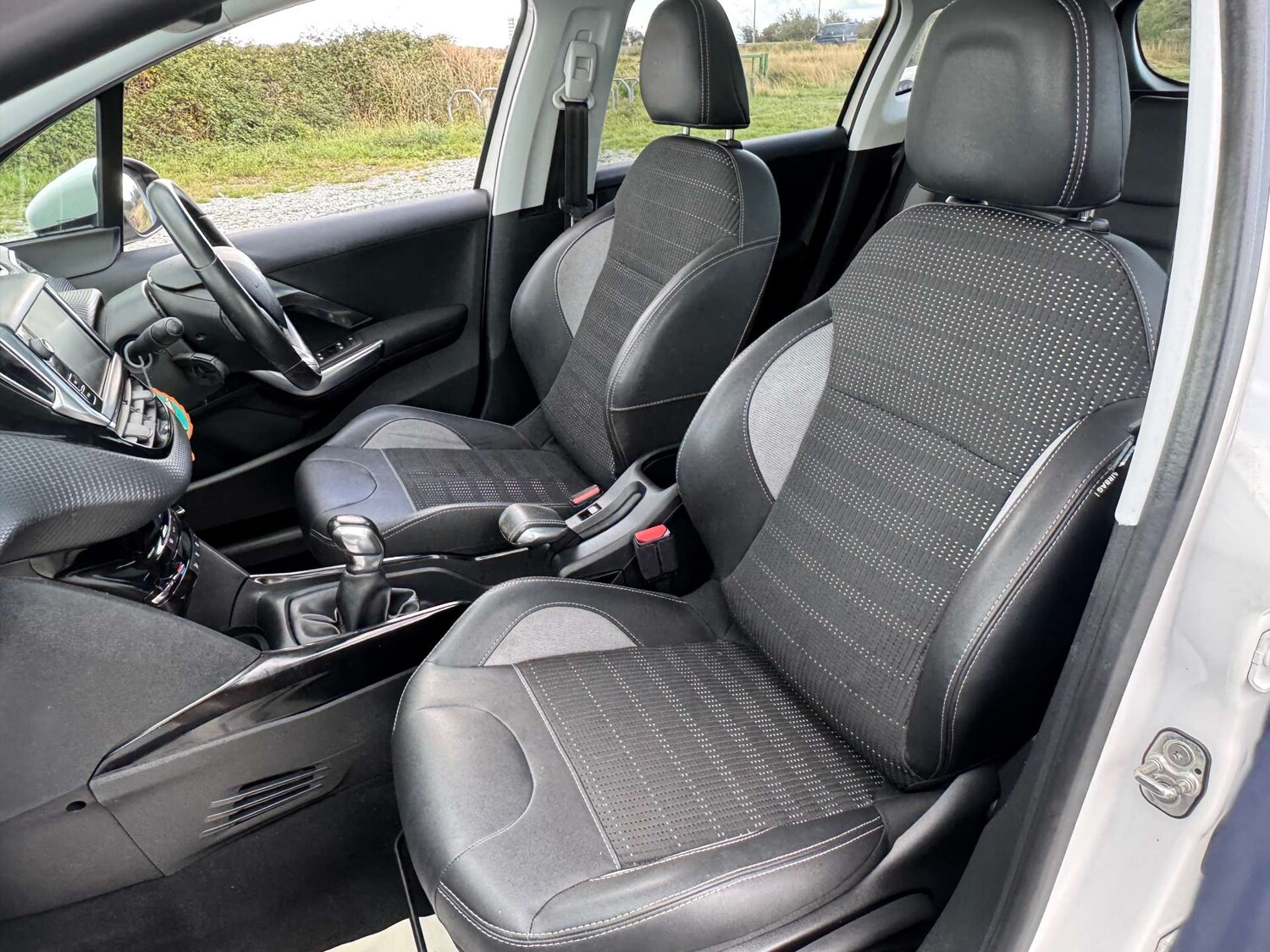 Used Peugeot 2008 2018 for sale - 76117753: Photo 18